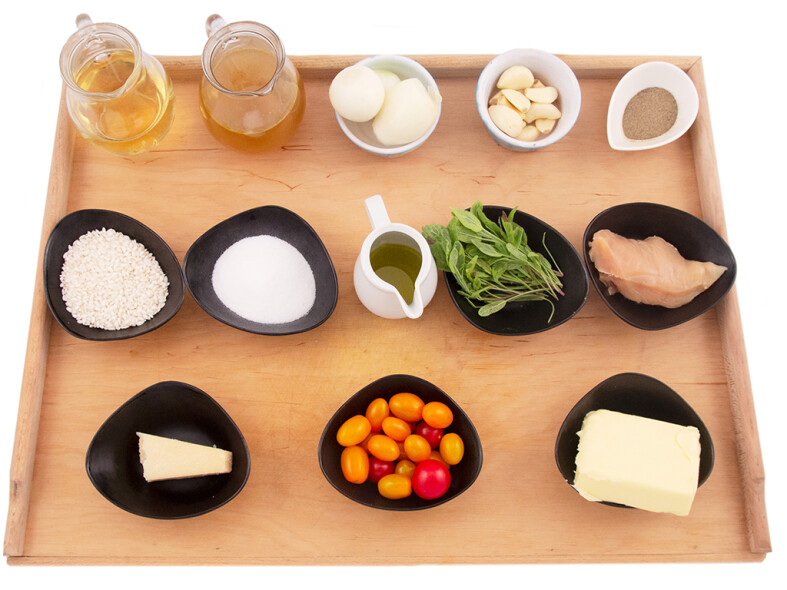 Krémové rizoto so cherry paradajkami, kuracími prsiami a maslom image