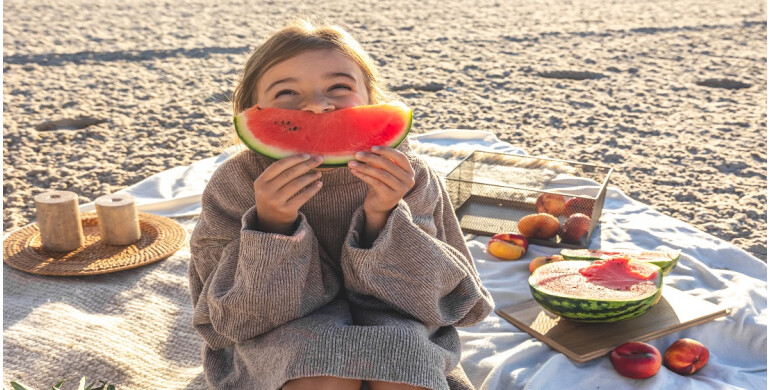 Zostaňte hydratovaní: Potraviny, ktoré dodajú telu vodu. image